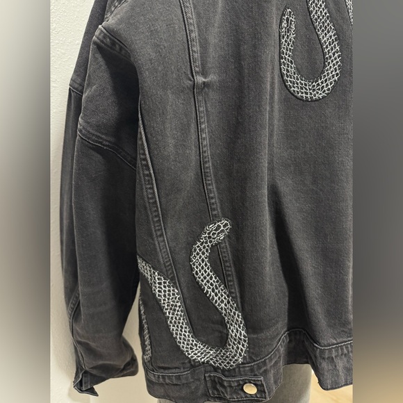 EUC Amiri Crystal Snake Denim Jacket - Picture 6 of 14
